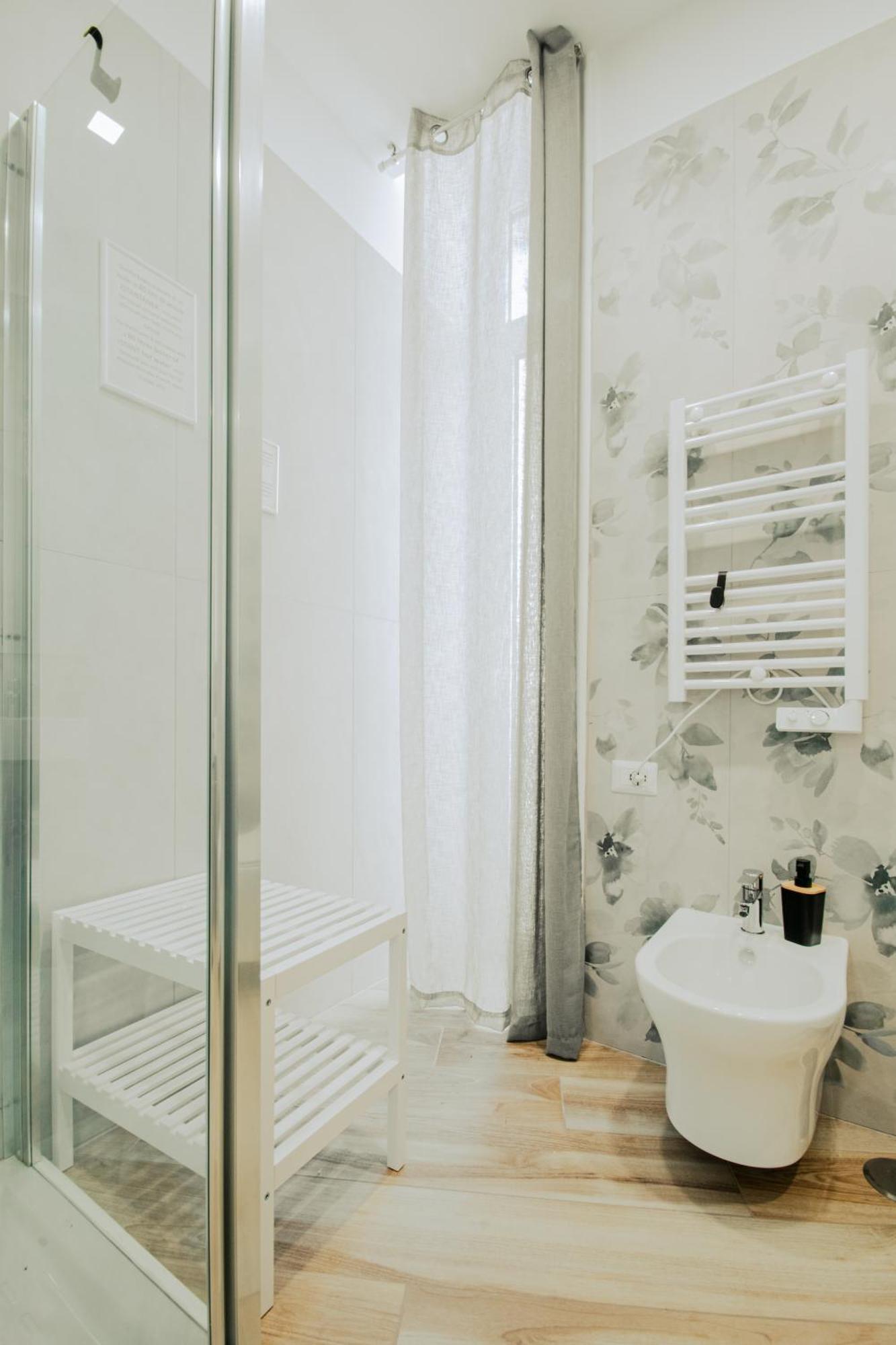 B&B Lara'S Home By I Borbone Napoli Exterior foto