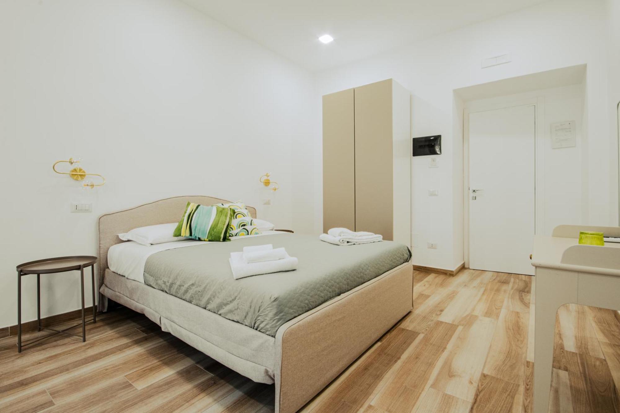 B&B Lara'S Home By I Borbone Napoli Exterior foto